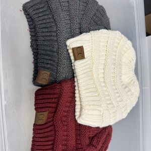 CC Knit Beanie Set - Gray, Cream, and Red